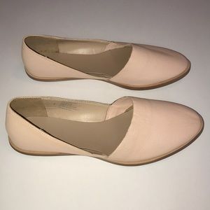 Urban outfitter flats